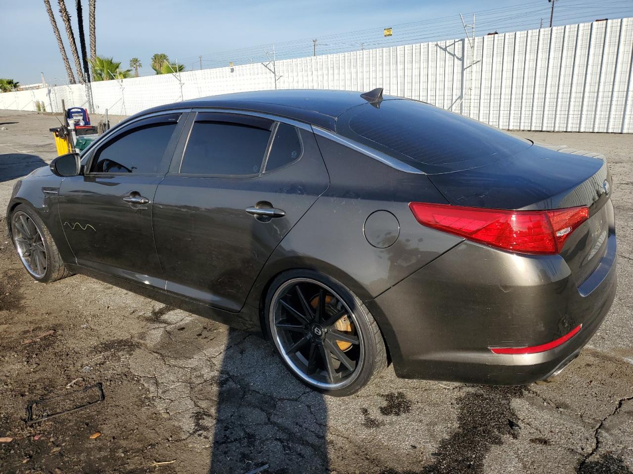 Obraz 2 z 2013 KIA OPTIMA LX 2013 z VIN 5XXGM4A79DG113942