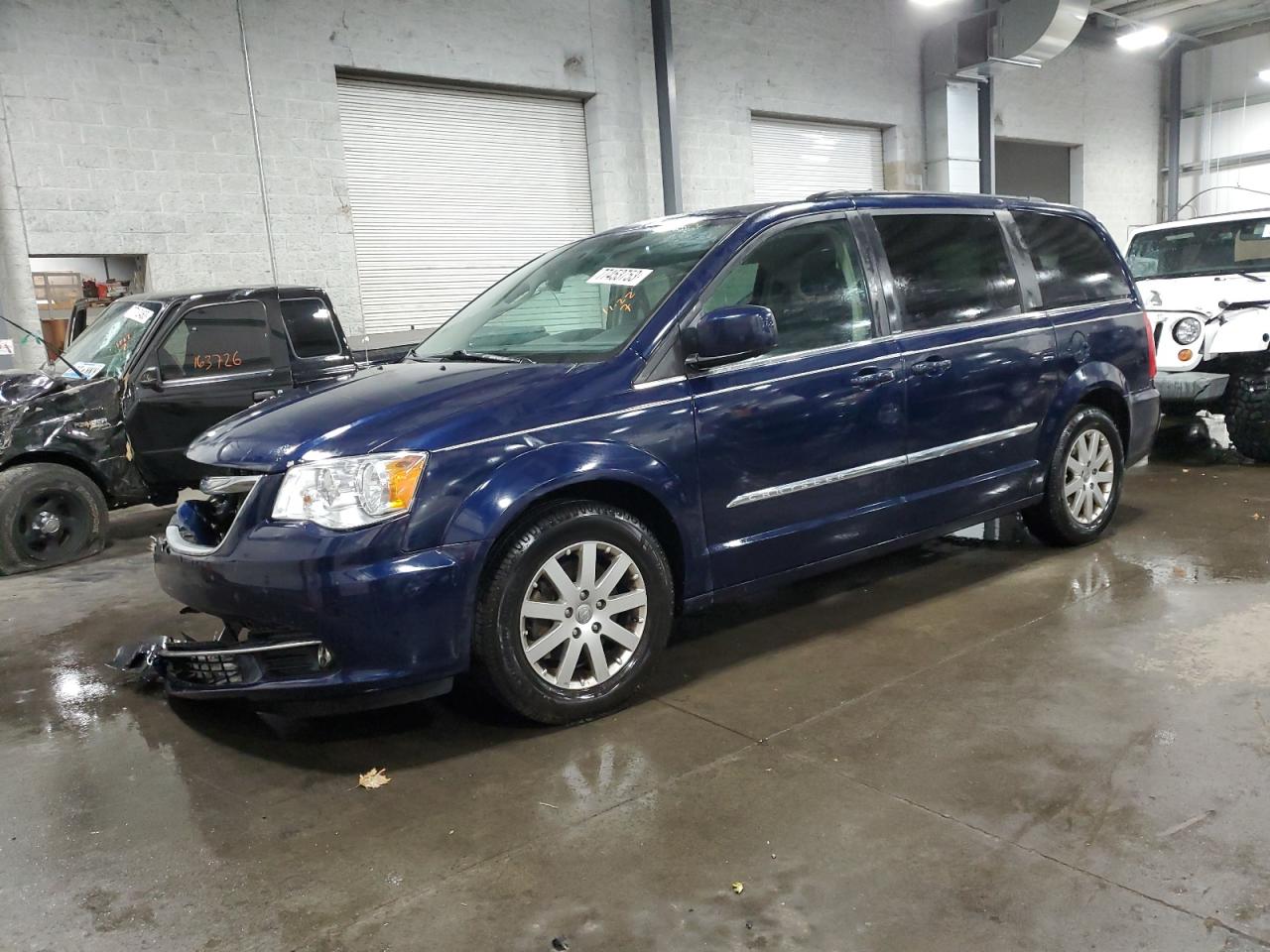 2014 CHRYSLER TOWN & COUNTRY TOURING 2014 image