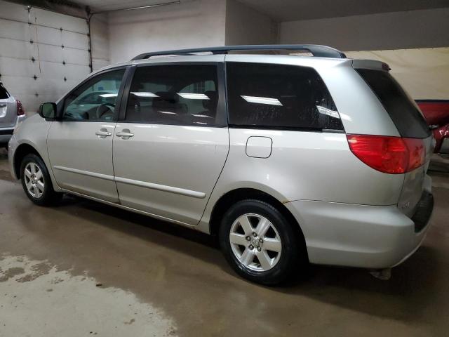 Изображение 2 2010 TOYOTA SIENNA CE 2010 с VIN 5TDKK4CC9AS327592