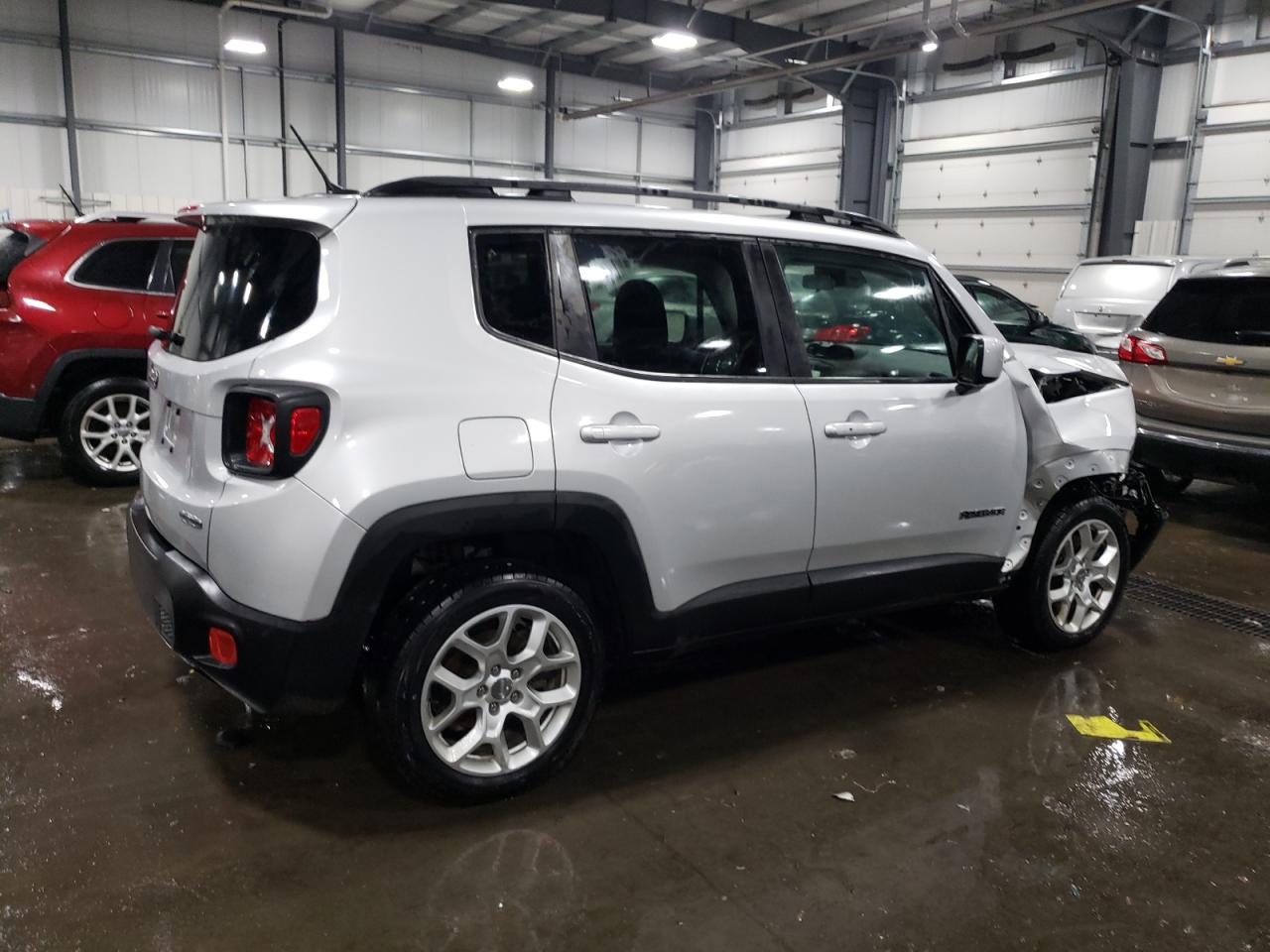 Изображение 3 2016 JEEP RENEGADE LATITUDE 2016 с VIN ZACCJBBT4GPE35427