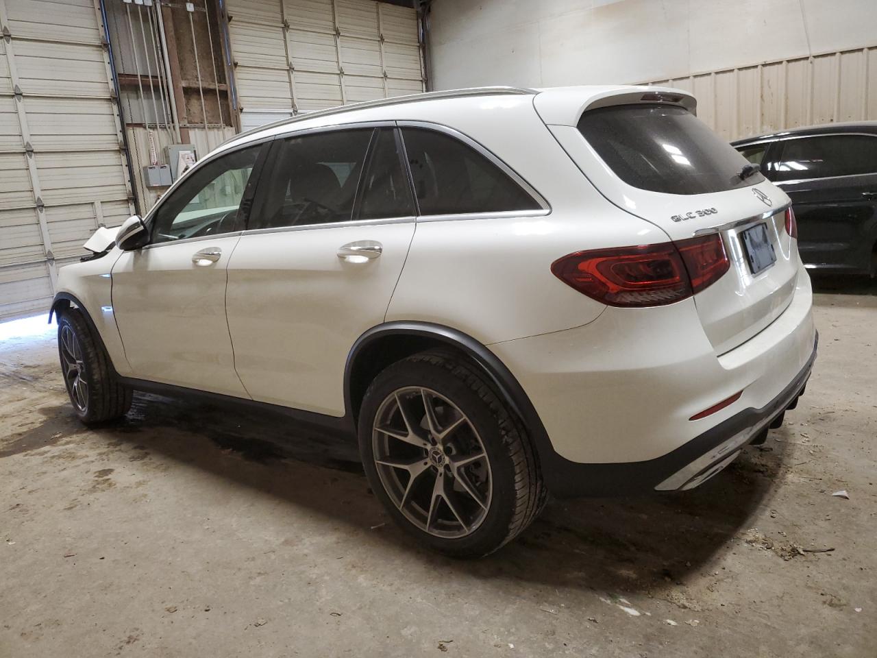 Image 2 of 2020 MERCEDES-BENZ GLC 300 4MATIC 2020 with VIN W1N0G8EB7LF761879