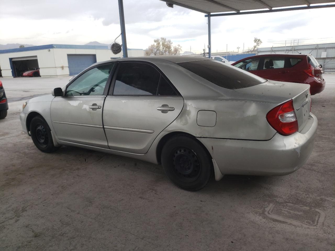 Obraz 2 z 2002 TOYOTA CAMRY LE 2002 z VIN 4T1BE32K32U055169