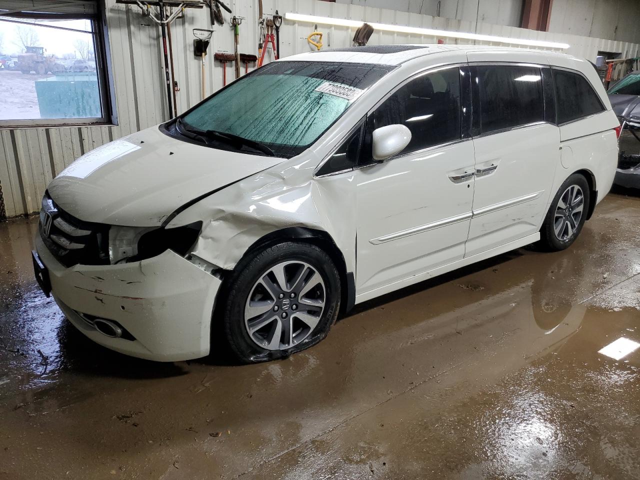Изображение 1 2015 HONDA ODYSSEY TOURING 2015 с VIN 5FNRL5H93FB128208