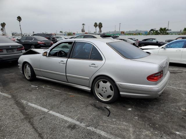Obraz 2 z 2001 MERCEDES-BENZ E 55 AMG 2001 z VIN WDBJF74J31B164314