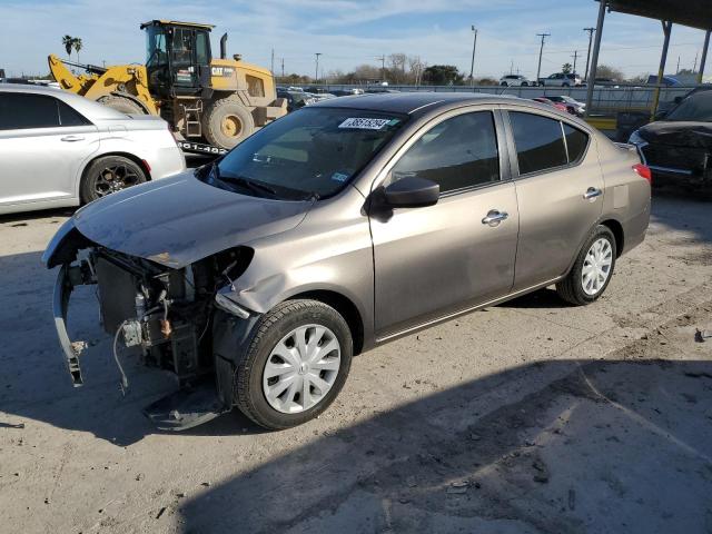 Obraz 1 z 2016 NISSAN VERSA S 2016 z VIN 3N1CN7AP8GL804677