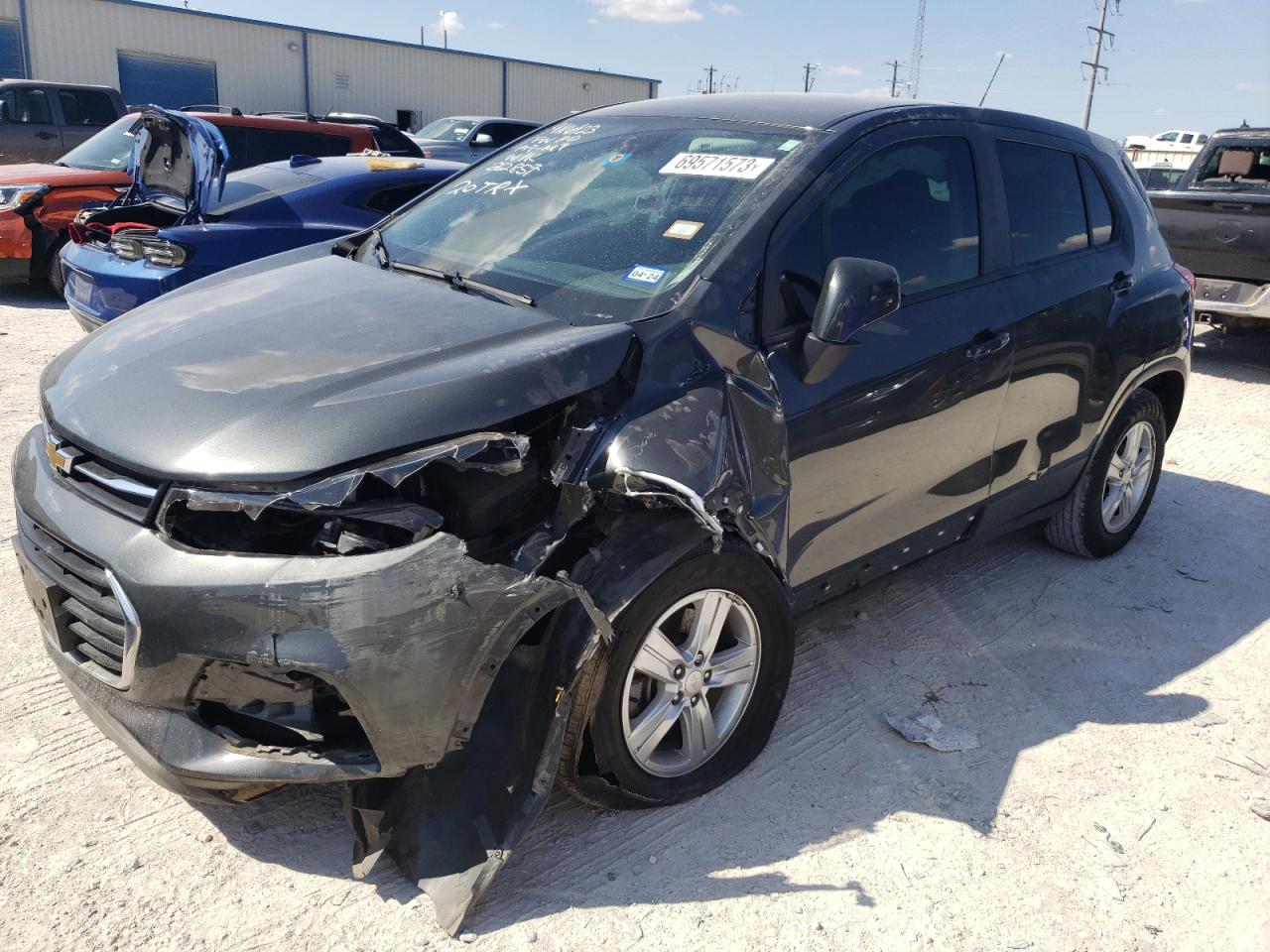 Изображение 1 2020 CHEVROLET TRAX LS 2020 с VIN 3GNCJKSB2LL125584