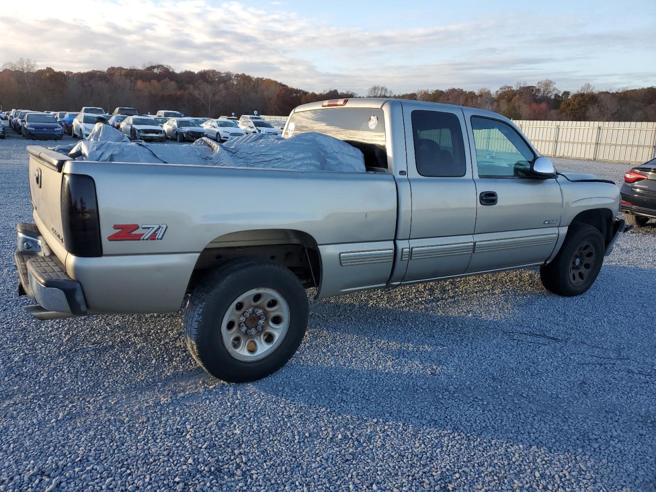 Image 3 of 1999 CHEVROLET SILVERADO K1500 1999 with VIN 1GCEK19T7XE246902