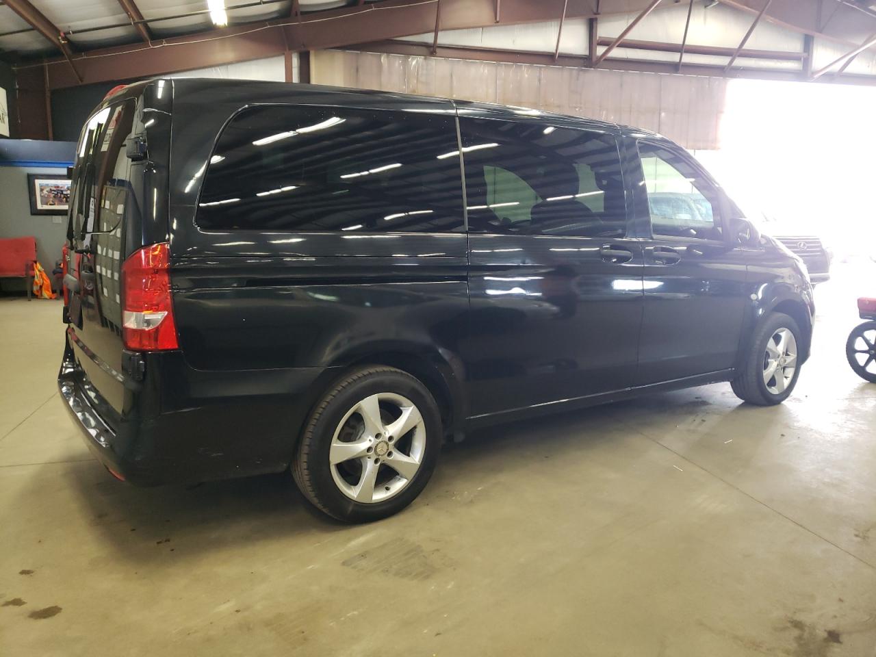 Image 3 of 2018 MERCEDES-BENZ METRIS  2018 with VIN WD4PG2EE4J3371467