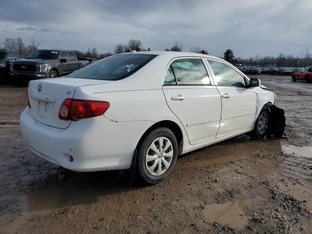 Image 3 of 2009 TOYOTA COROLLA BASE 2009 with VIN 2T1BU40E09C069774