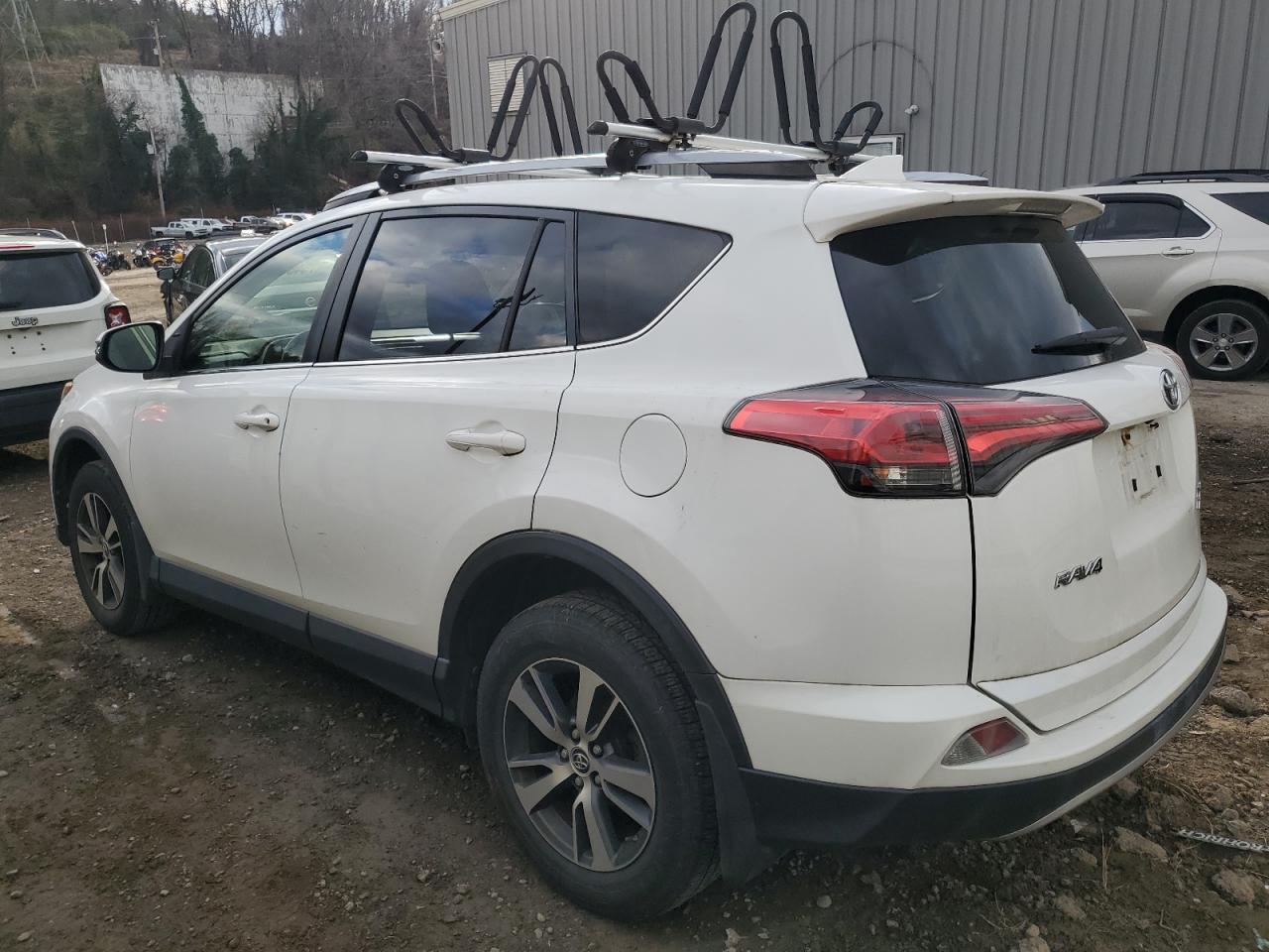Image 2 of 2018 TOYOTA RAV4 ADVENTURE 2018 with VIN JTMRFREV0JJ722854