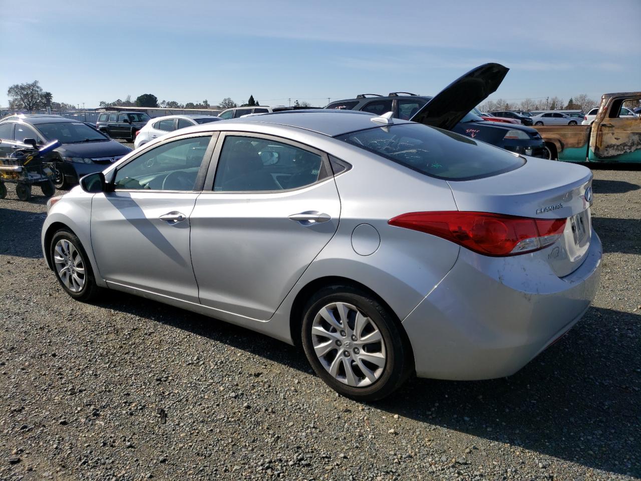 Image 2 of Hyundai Elantra Gls 2011 with VIN 5NPDH4AE6BH061404