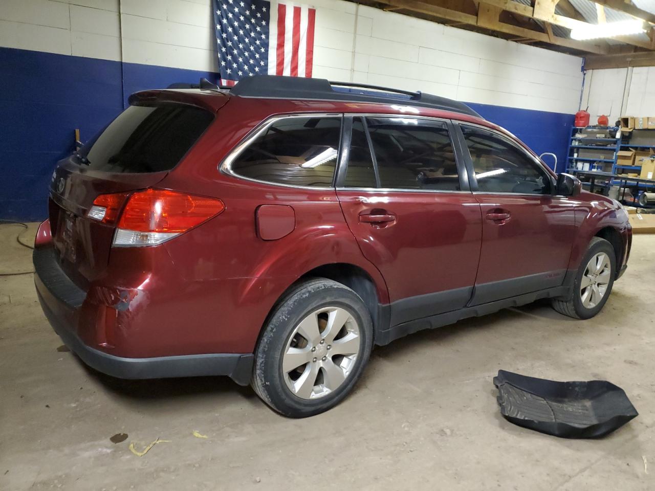 Obraz 3 z 2011 SUBARU OUTBACK 3.6R LIMITED 2011 z VIN 4S4BRDKC5B2419526