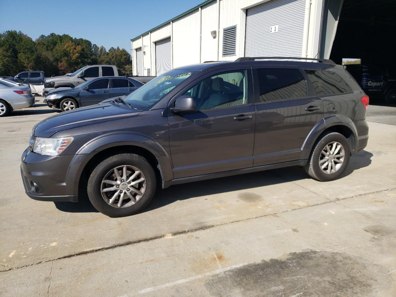 Изображение 1 2015 DODGE JOURNEY SXT 2015 с VIN 3C4PDCBG5FT524948