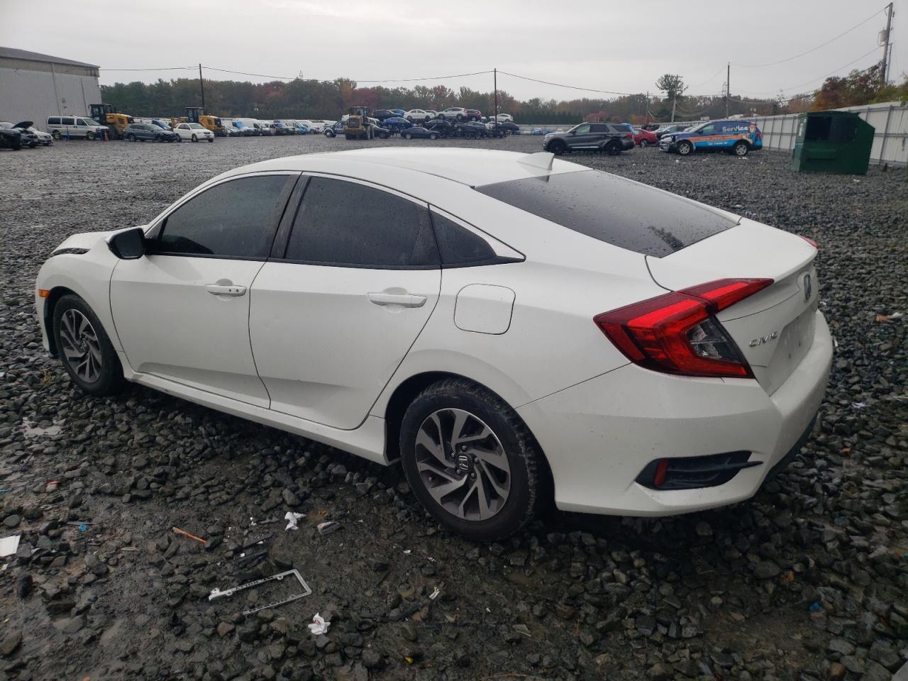 Image 2 of 2018 HONDA CIVIC EX 2018 with VIN 19XFC2F76JE016746