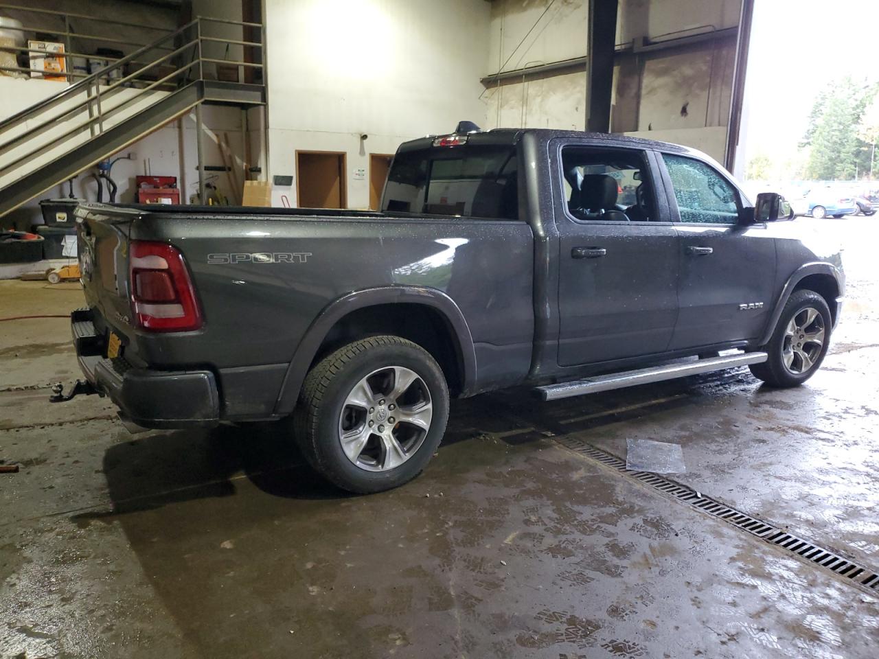 Изображение 3 2020 RAM 1500 LARAMIE 2020 с VIN 1C6SRFRT4LN323061