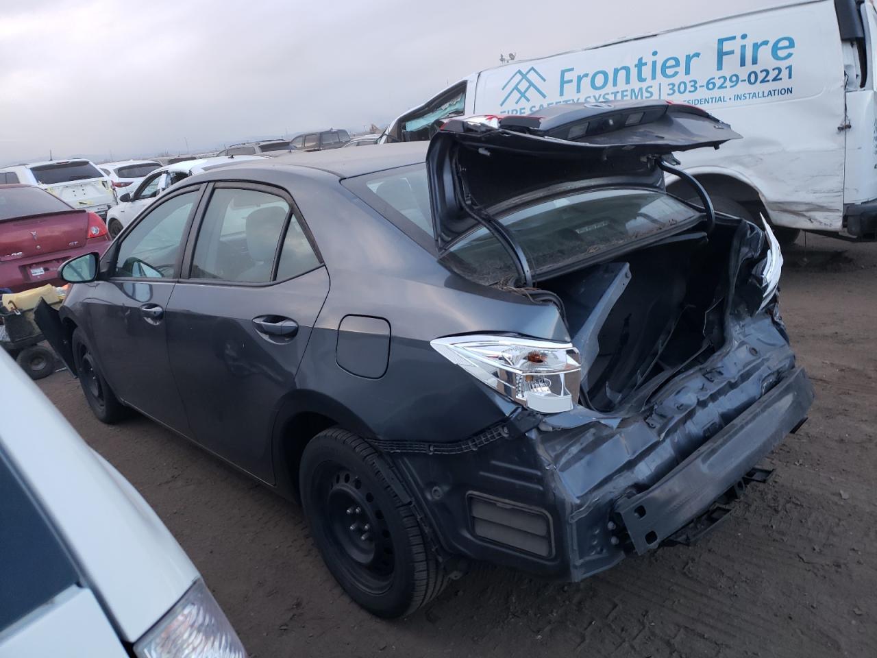 Obraz 2 z 2015 TOYOTA COROLLA L 2015 z VIN 5YFBURHE6FP210165