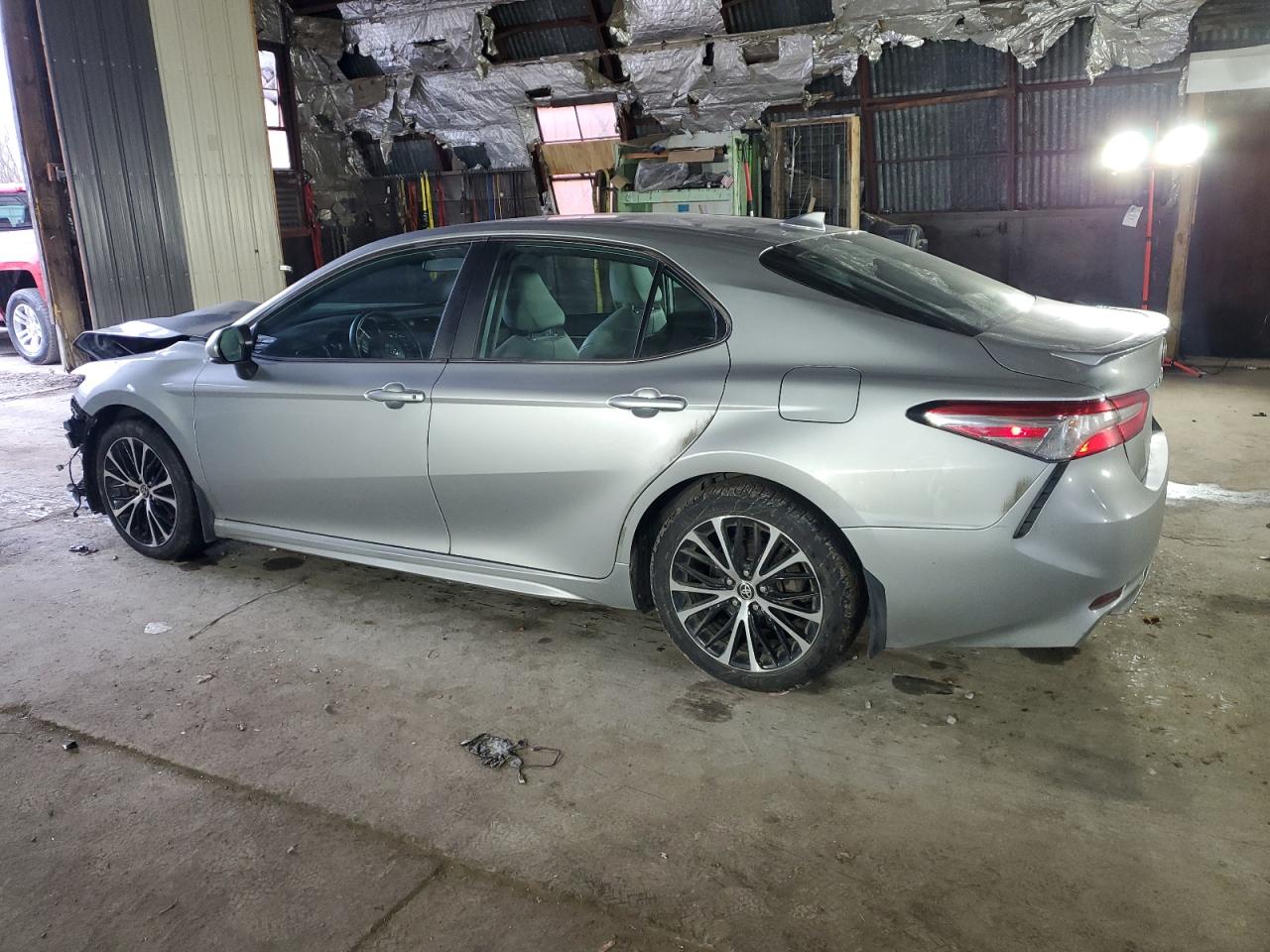 Obraz 2 z 2020 TOYOTA CAMRY SE 2020 z VIN 4T1G11BK1LU008164