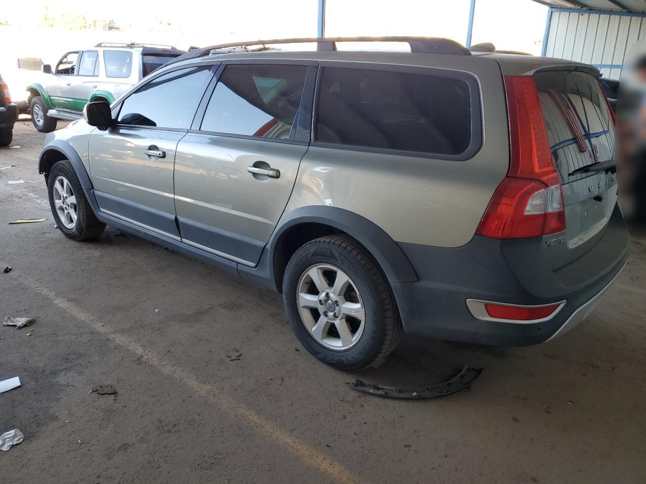 Obraz 2 z 2008 VOLVO XC70  2008 z VIN YV4BZ982181025498