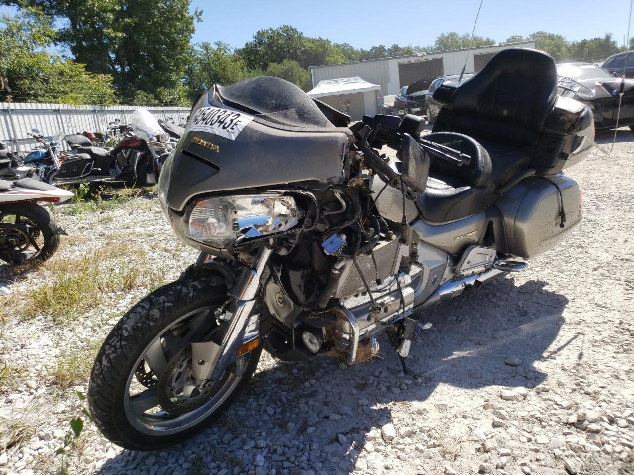 Obraz 2 z 2003 HONDA GL1800  2003 z VIN 1HFSC47073A203694