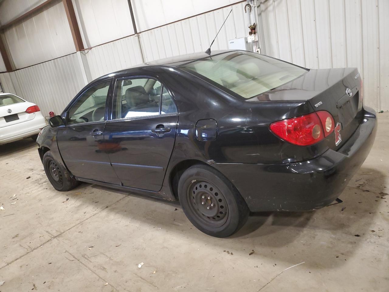 Image 2 of 2008 TOYOTA COROLLA CE 2008 with VIN 2T1BR32E88C876616