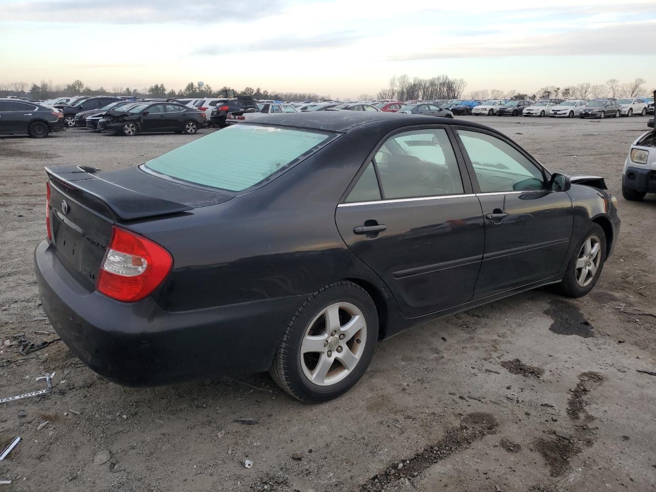 Image 3 of 2003 TOYOTA CAMRY LE 2003 with VIN 4T1BF30K23U042124
