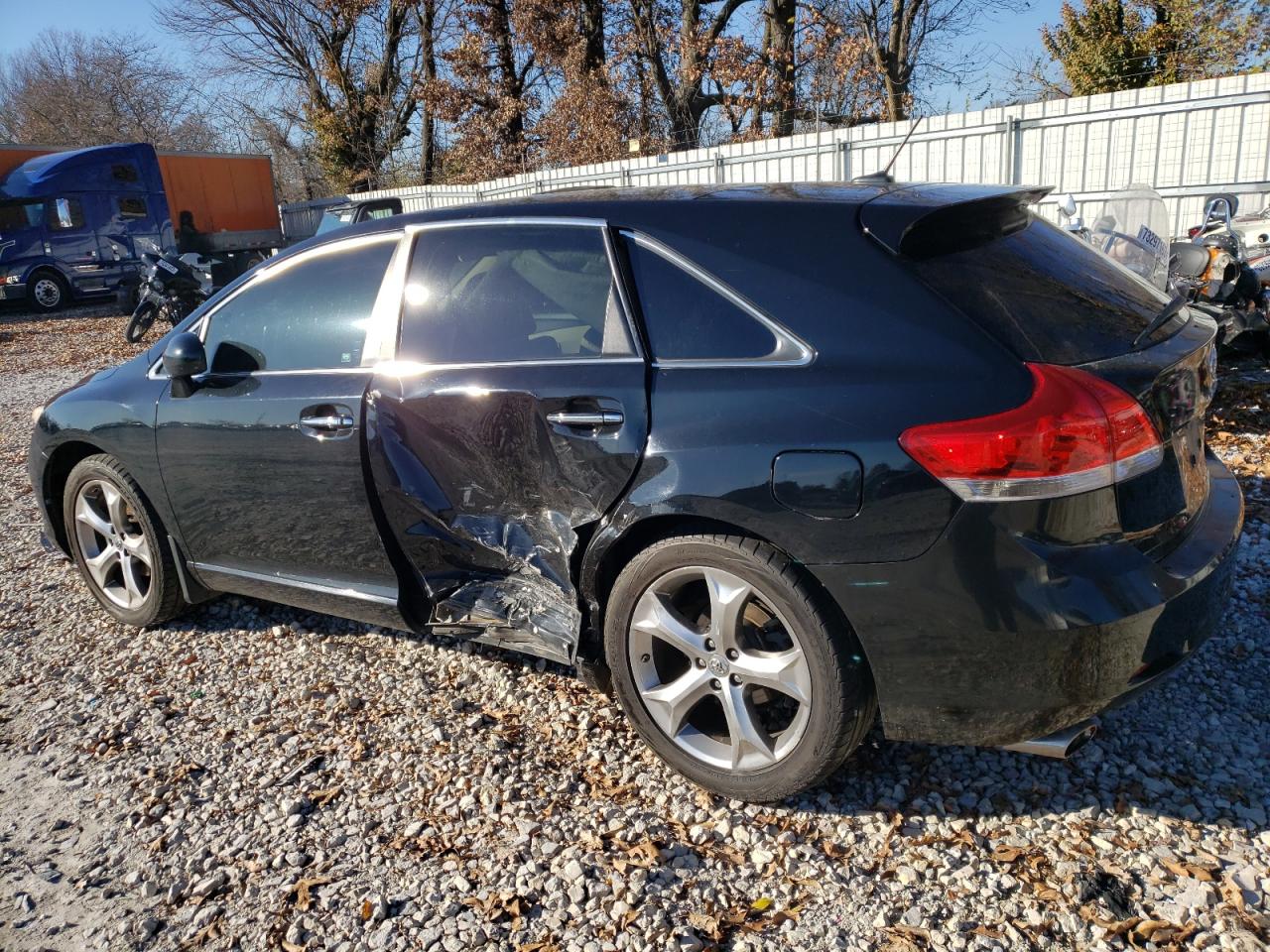 Image 2 of 2010 TOYOTA VENZA  2010 with VIN 4T3ZK3BB5AU032859