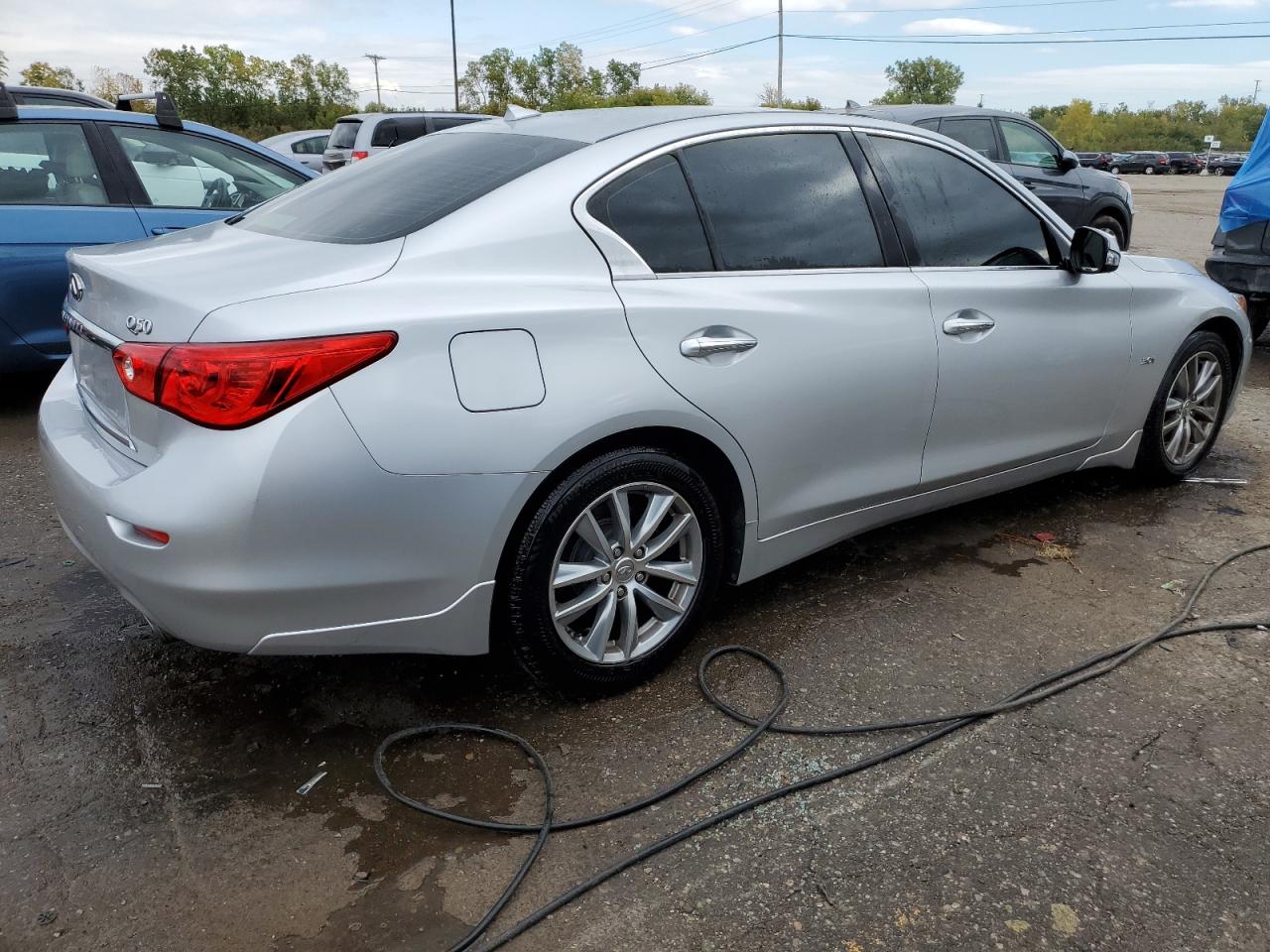Obraz 3 z 2016 INFINITI Q50 PREMIUM 2016 z VIN JN1EV7ARXGM340551