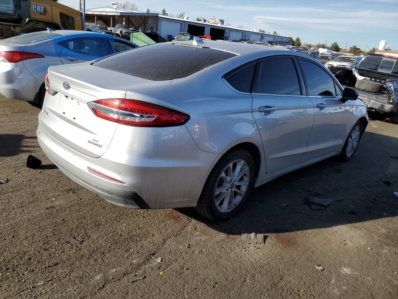Image 3 of 2019 FORD FUSION SE 2019 with VIN 3FA6P0LU0KR188385