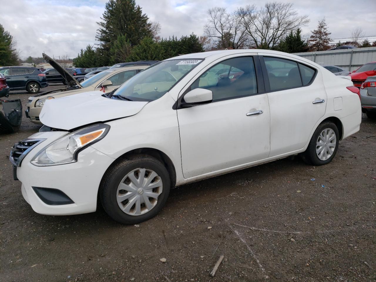 Изображение 1 2017 NISSAN VERSA S 2017 с VIN 3N1CN7AP3HK464426