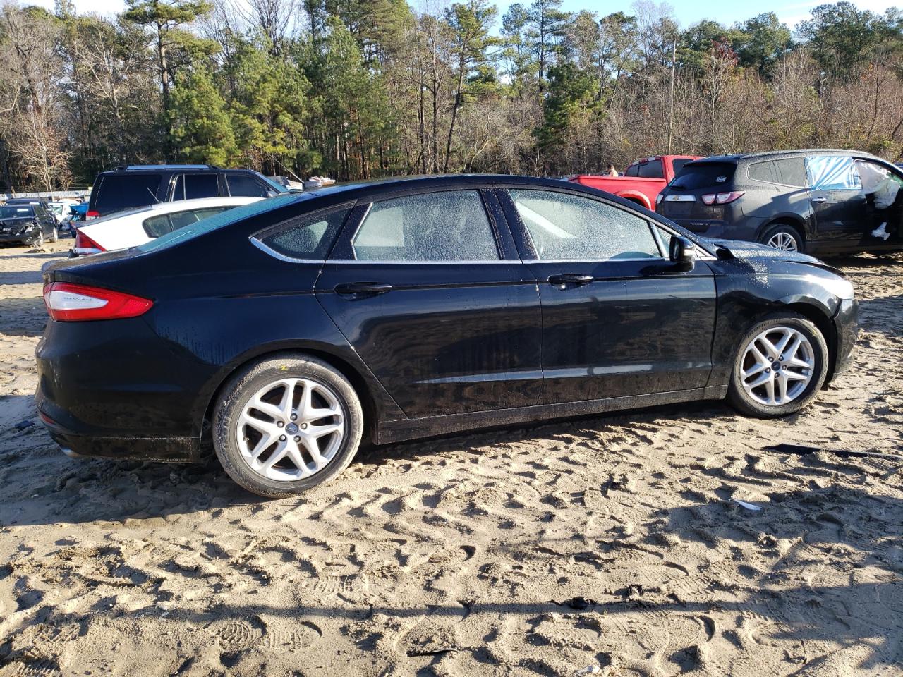 Image 3 of 2016 FORD FUSION SE 2016 with VIN 3FA6P0H7XGR275821