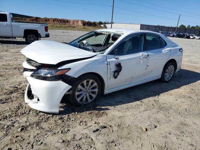 Obraz 1 z 2020 TOYOTA CAMRY LE 2020 z VIN 4T1C11AK6LU944667