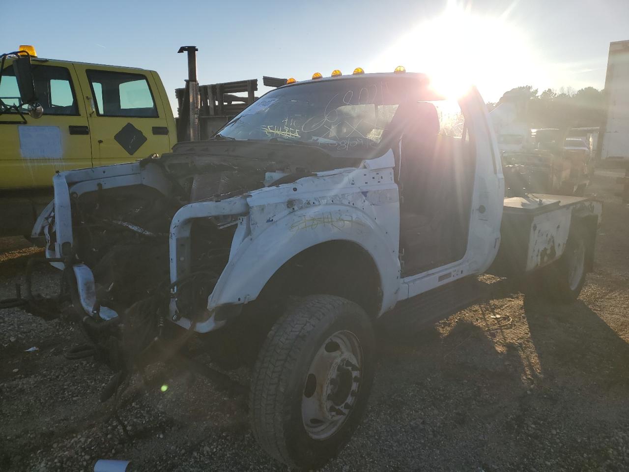 Obraz 2 z 2015 FORD F550 SUPER DUTY 2015 z VIN 1FDUF5HT5FEB12246