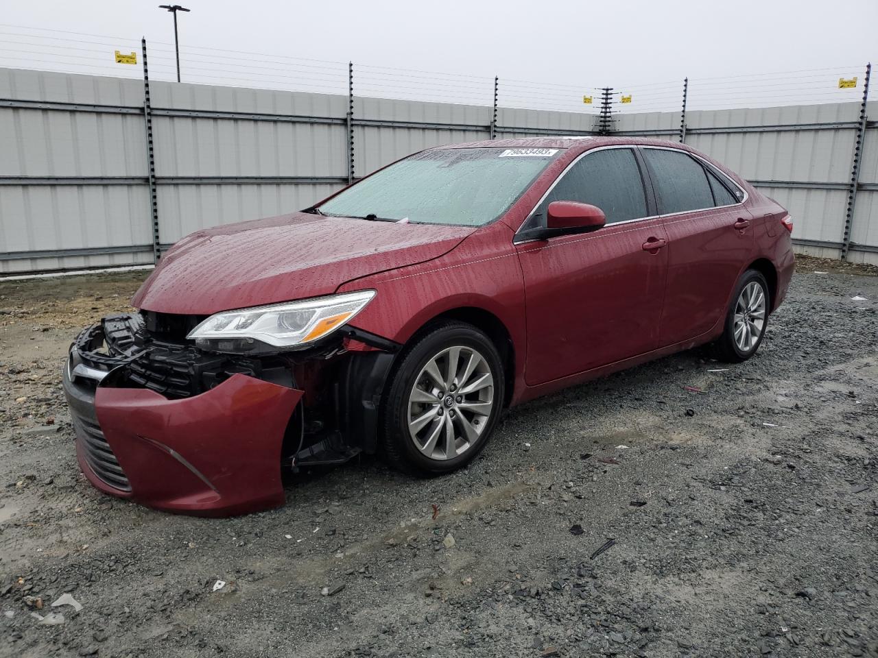 Image 1 of 2016 TOYOTA CAMRY XSE 2016 with VIN 4T1BK1FK0GU576350