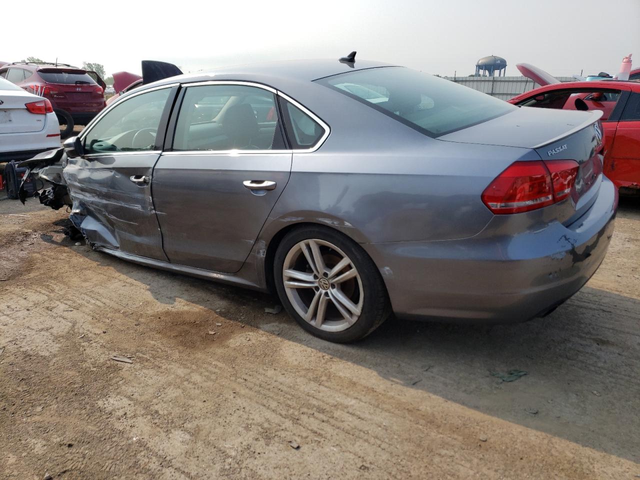 Image 2 of 2014 VOLKSWAGEN PASSAT SE 2014 with VIN 1VWBP7A38EC014883