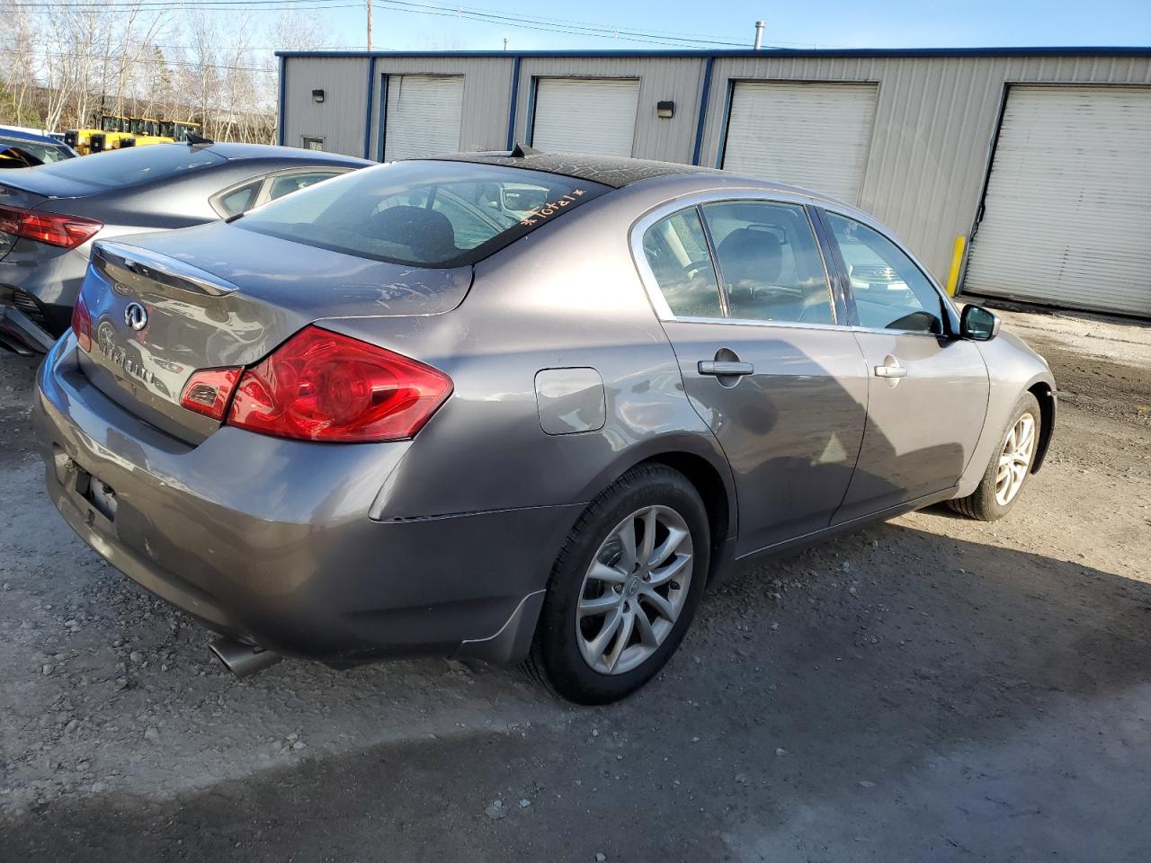 Image 3 of 2009 INFINITI G37  2009 with VIN JNKCV61F49M051171
