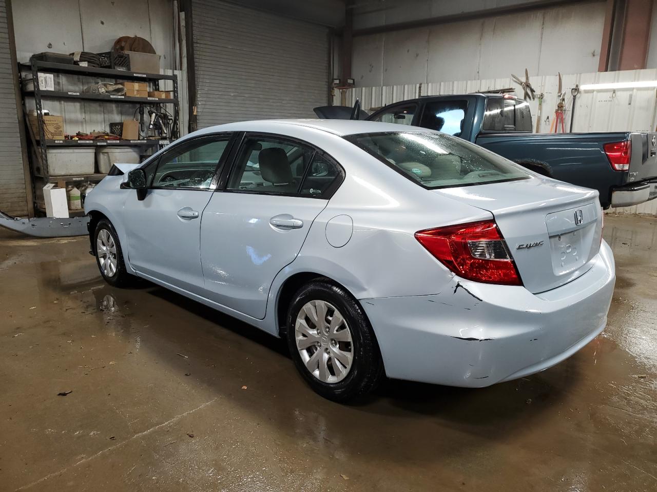 Изображение 2 2012 HONDA CIVIC LX 2012 с VIN 2HGFB2F52CH595373
