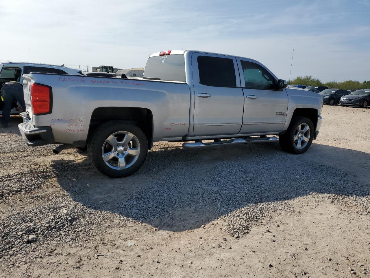 Image 3 of 2016 CHEVROLET SILVERADO C1500 LT 2016 with VIN 3GCPCREC2GG244381