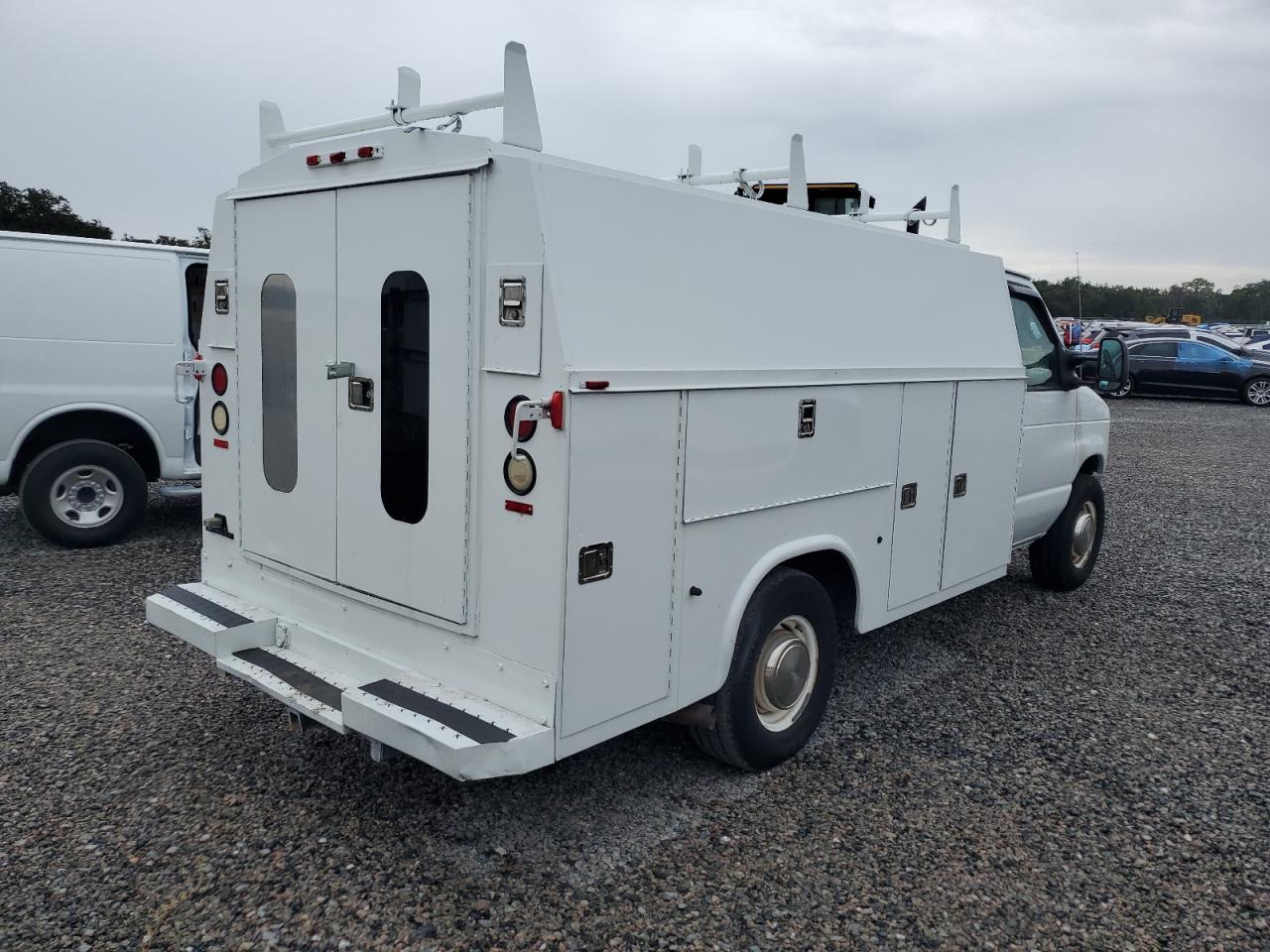 Image 3 of 2005 FORD ECONOLINE E350 SUPER DUTY CUTAWAY VAN 2005 with VIN 1FDSE35L75HA56259