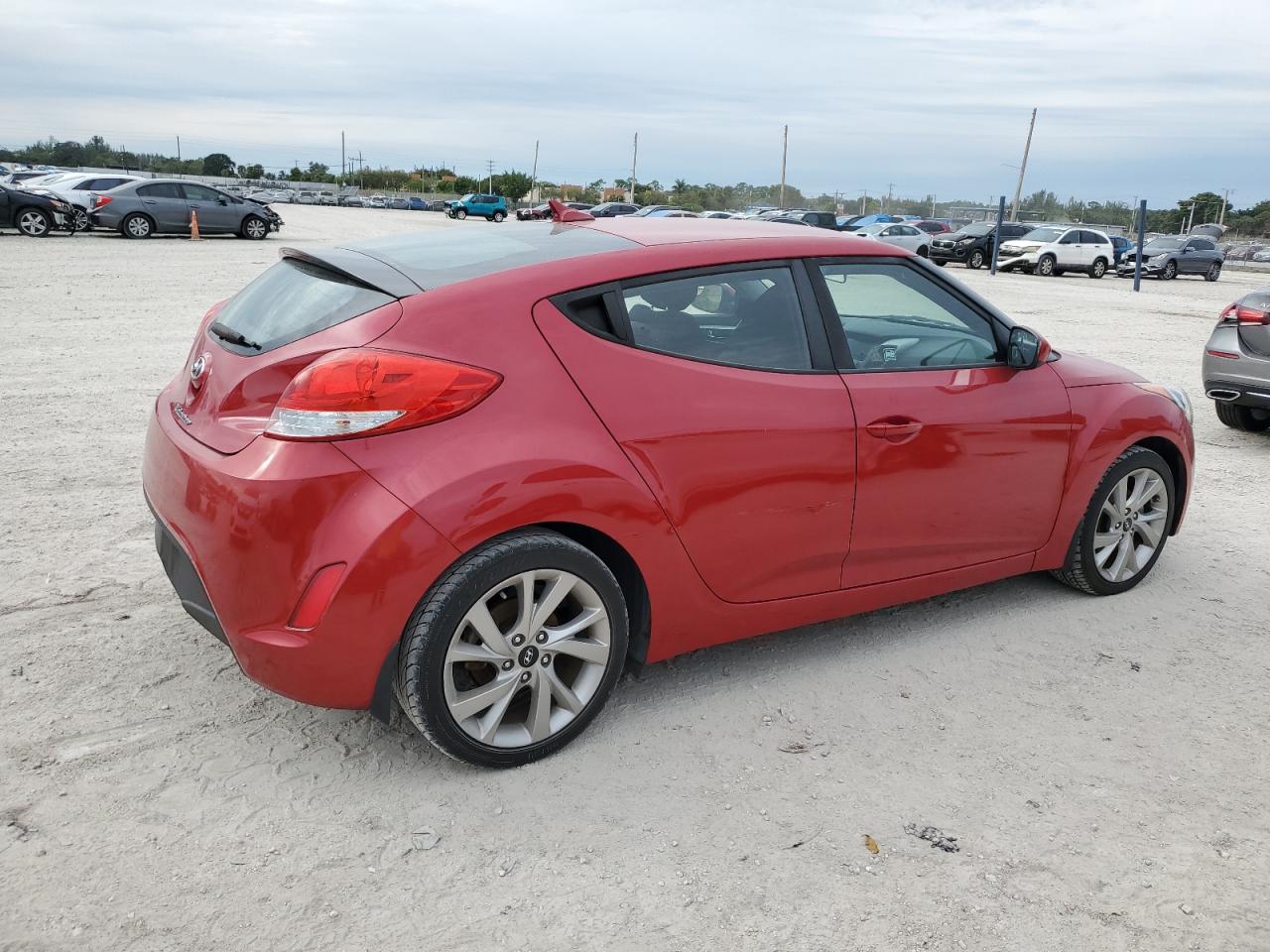 Изображение 3 2017 HYUNDAI VELOSTER  2017 с VIN KMHTC6AD2HU317500