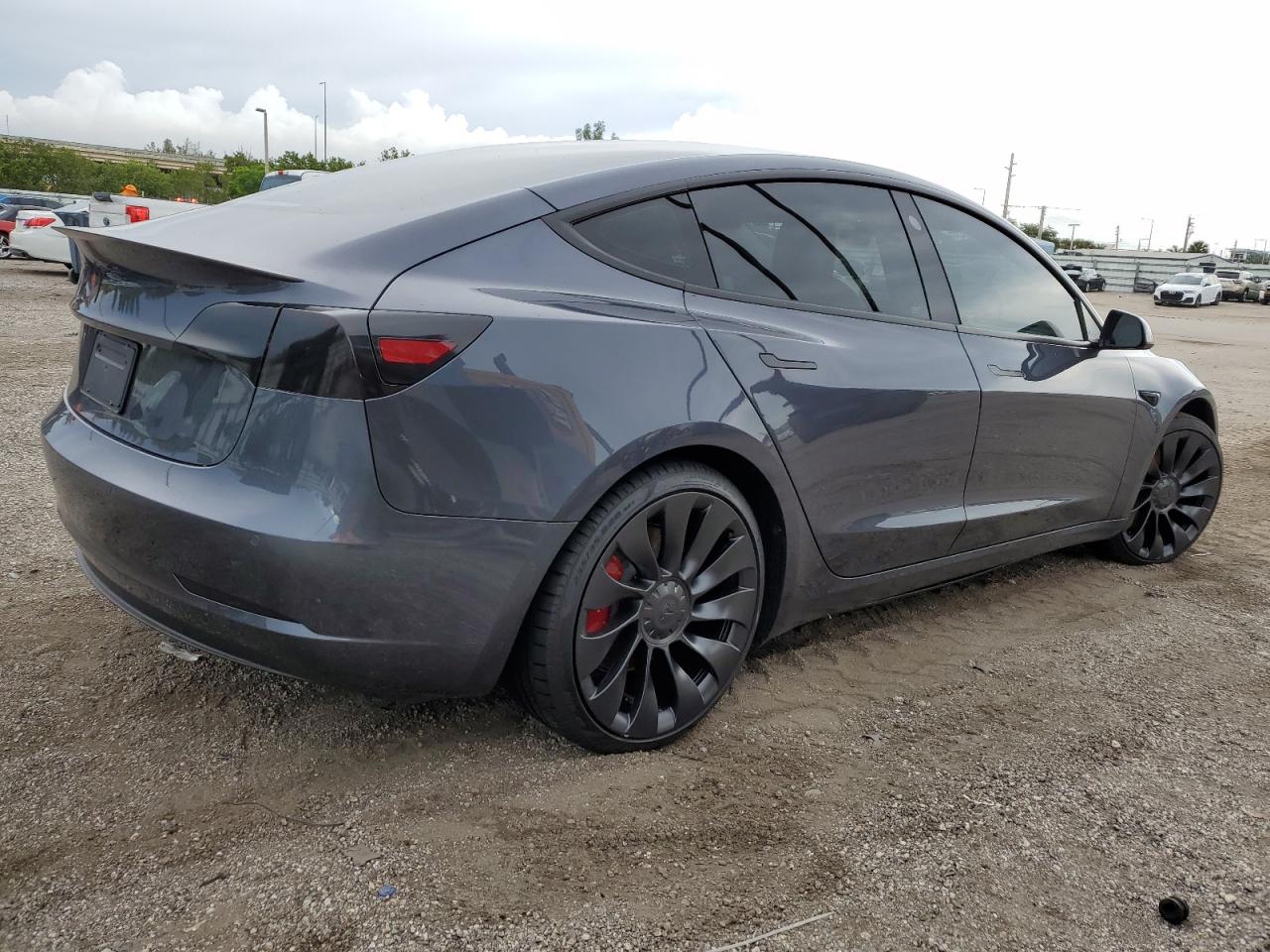 Изображение 3 2022 TESLA MODEL 3  2022 с VIN 5YJ3E1EC9NF318053