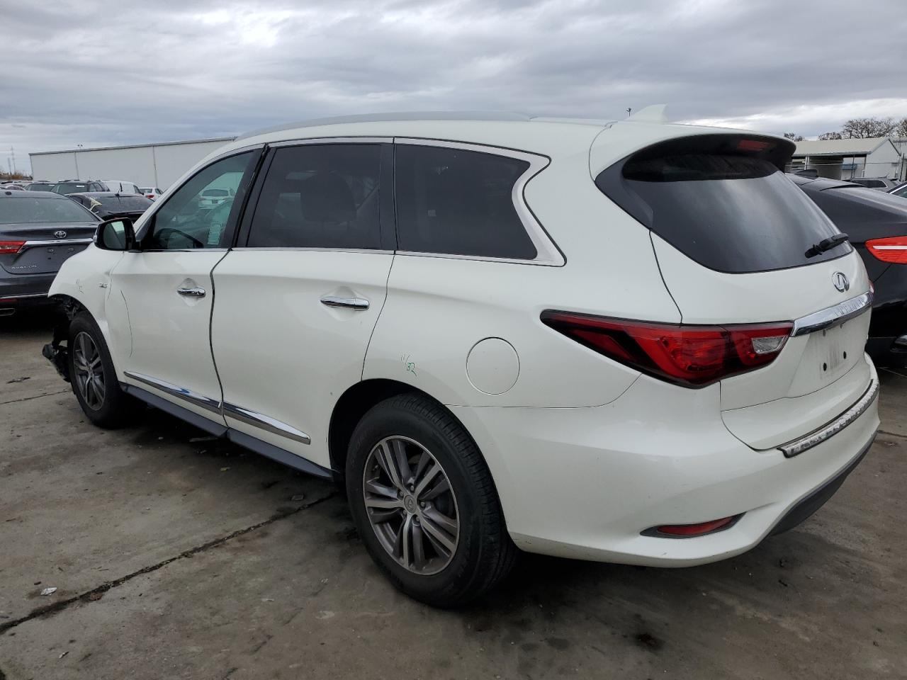 Image 2 of 2016 INFINITI QX60  2016 with VIN 5N1AL0MM2GC513697
