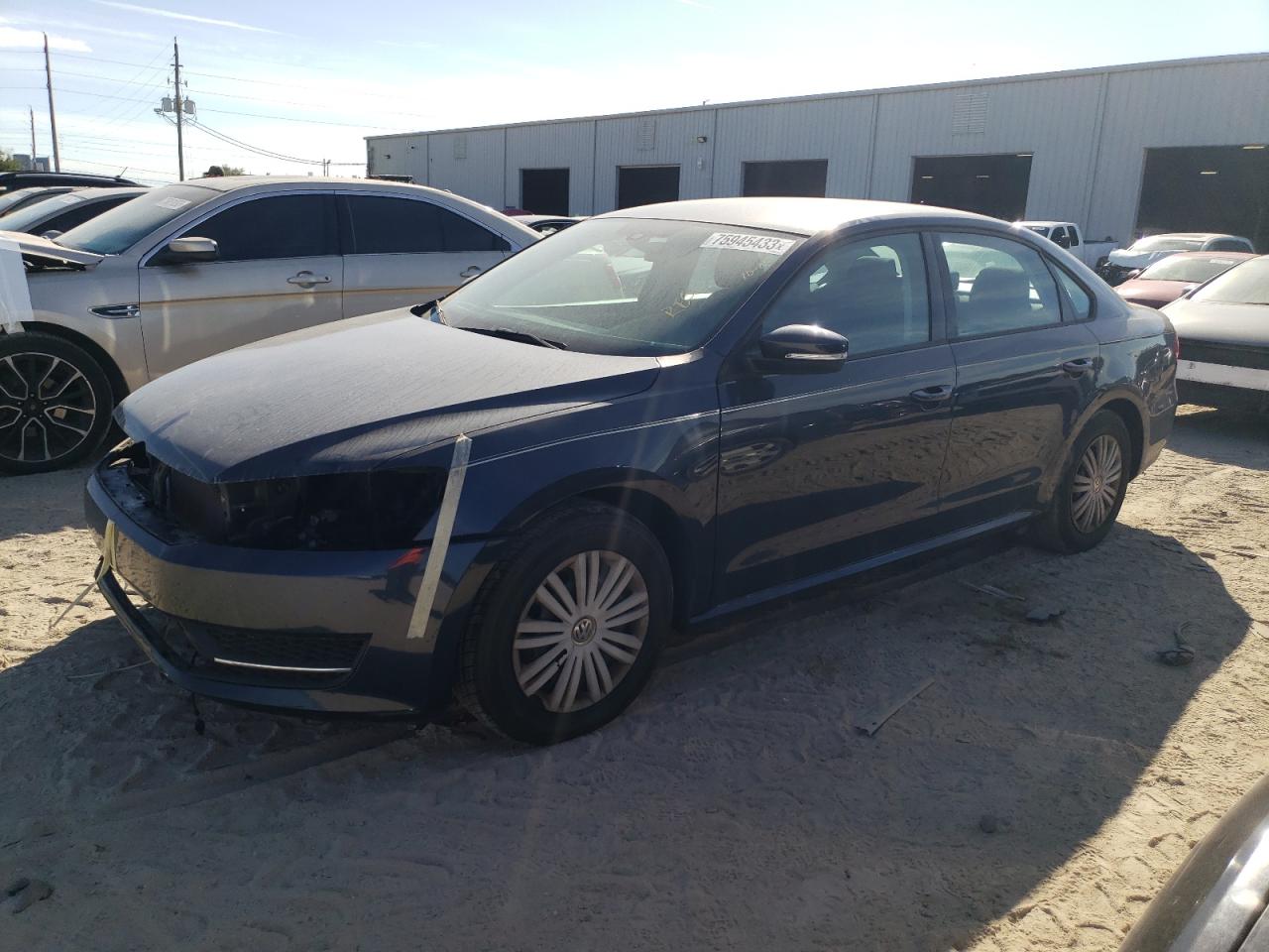 Image 1 of 2015 VOLKSWAGEN PASSAT S 2015 with VIN 1VWAS7A31FC096239