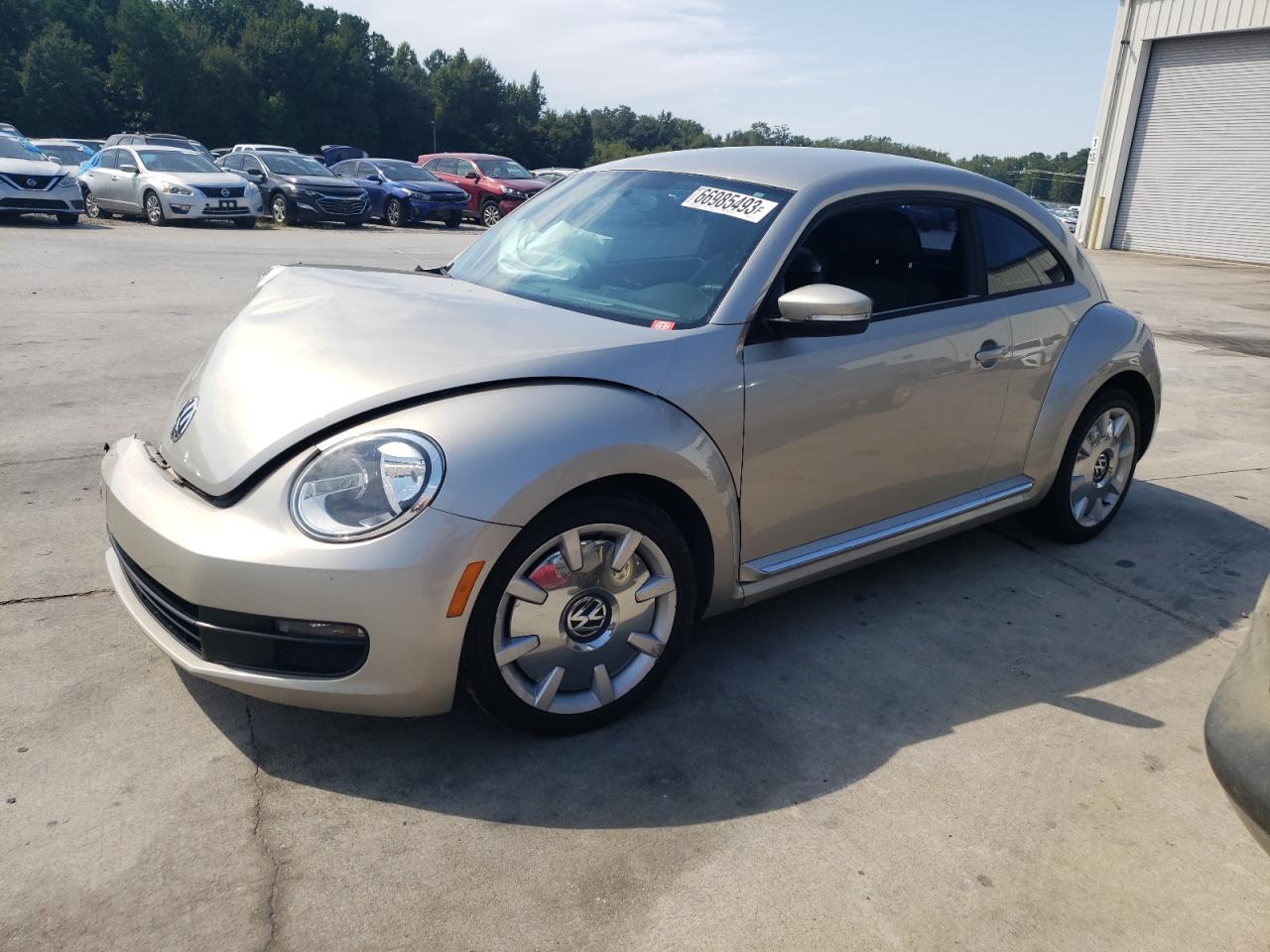 Image 1 of Volkswagen Beetle 2012 with VIN 3VWJP7AT4CM631754