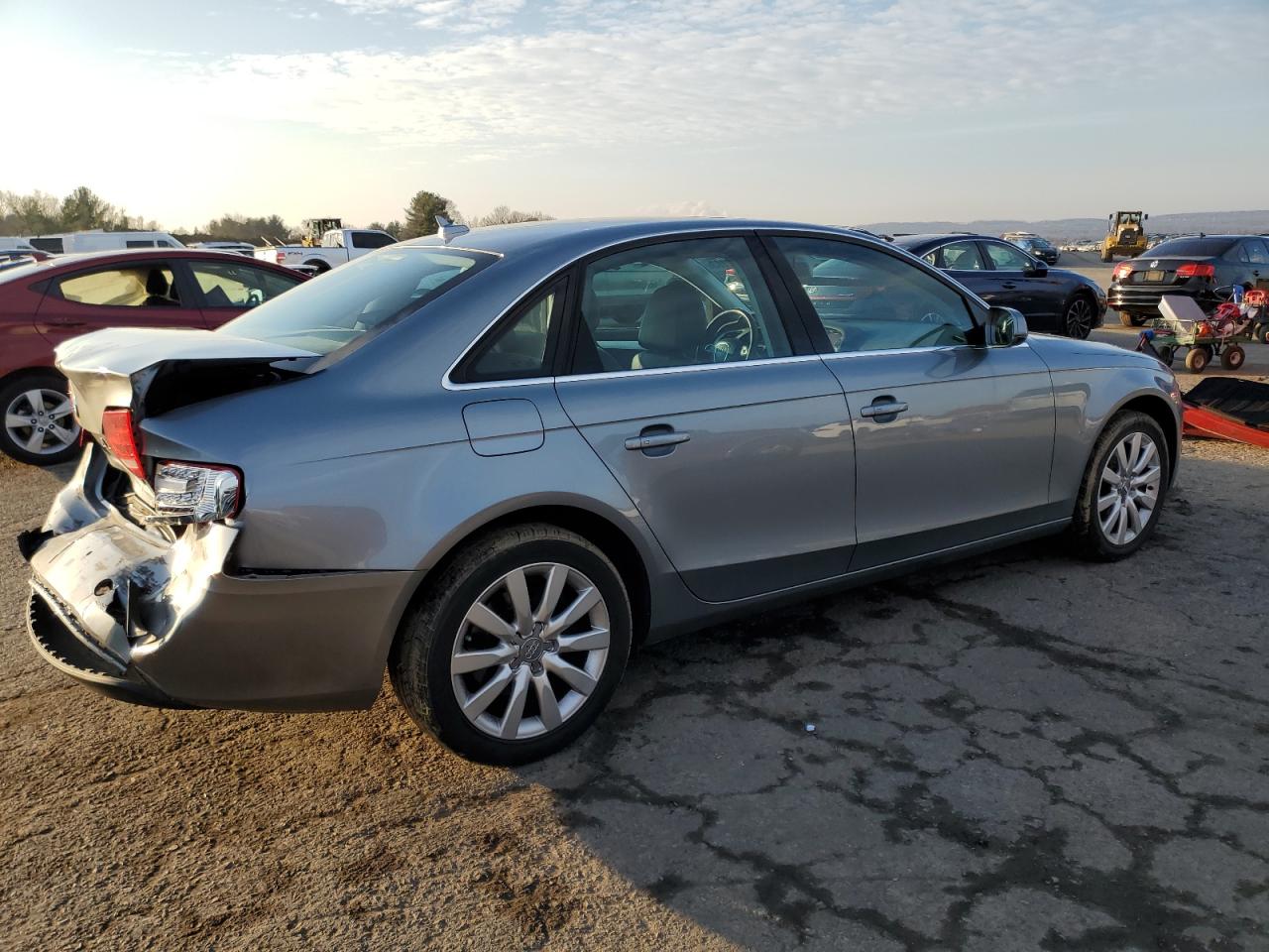 Изображение 3 2010 AUDI A4 PREMIUM PLUS 2010 с VIN WAUFFAFLXAN047604