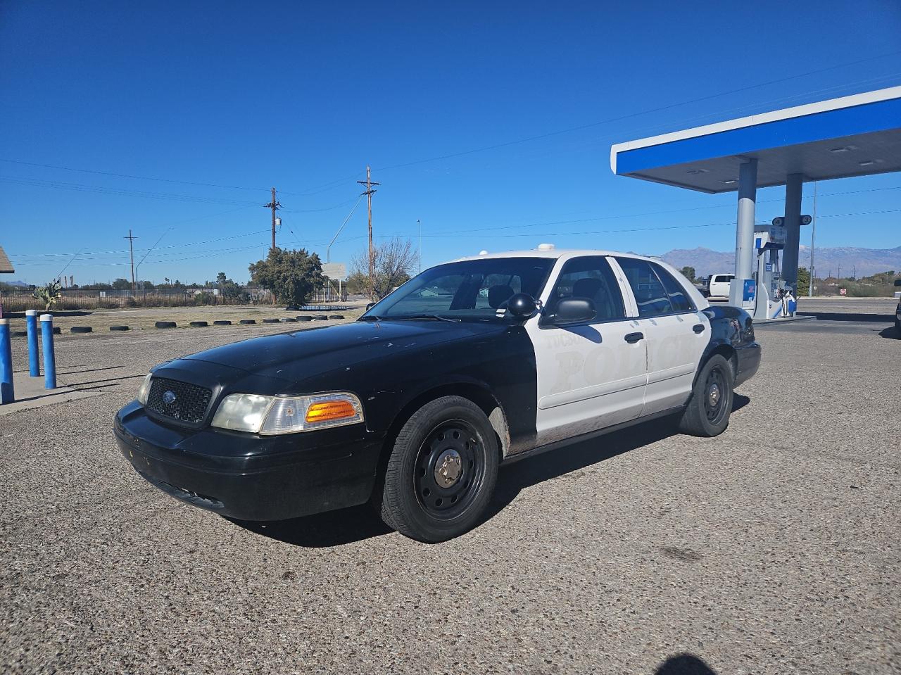 Изображение 2 2008 FORD CROWN VICTORIA POLICE INTERCEPTOR 2008 с VIN 2FAFP71V18X174977