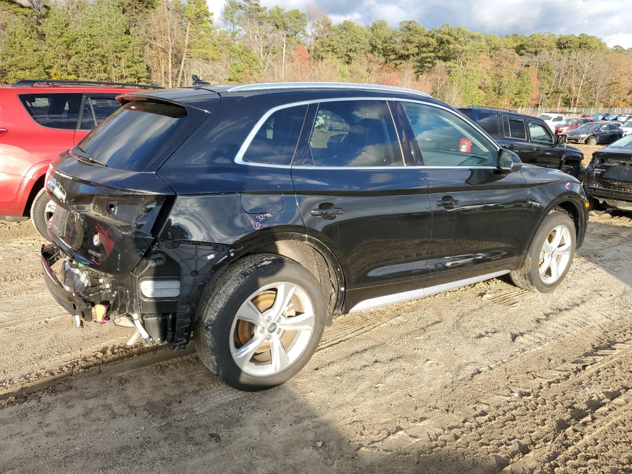 Obraz 3 z 2020 AUDI Q5 PREMIUM 2020 z VIN WA1ANAFY9L2065702