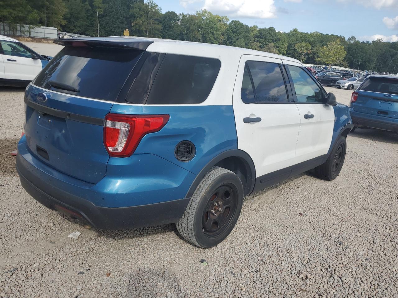 Obraz 3 z 2017 FORD EXPLORER POLICE INTERCEPTOR 2017 z VIN 1FM5K8AR5HGC14640