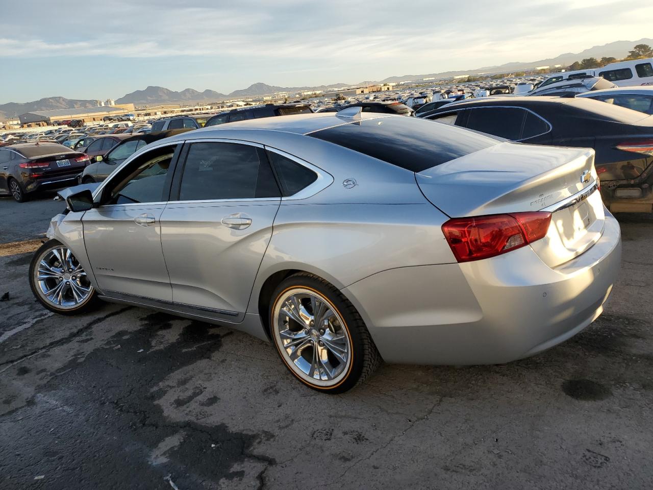 Изображение 2 2015 CHEVROLET IMPALA LT 2015 с VIN 1G1115SL5FU129710