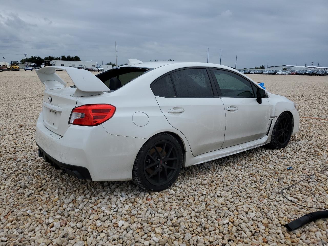 Изображение 3 2017 SUBARU WRX STI 2017 с VIN JF1VA2V62H9802025