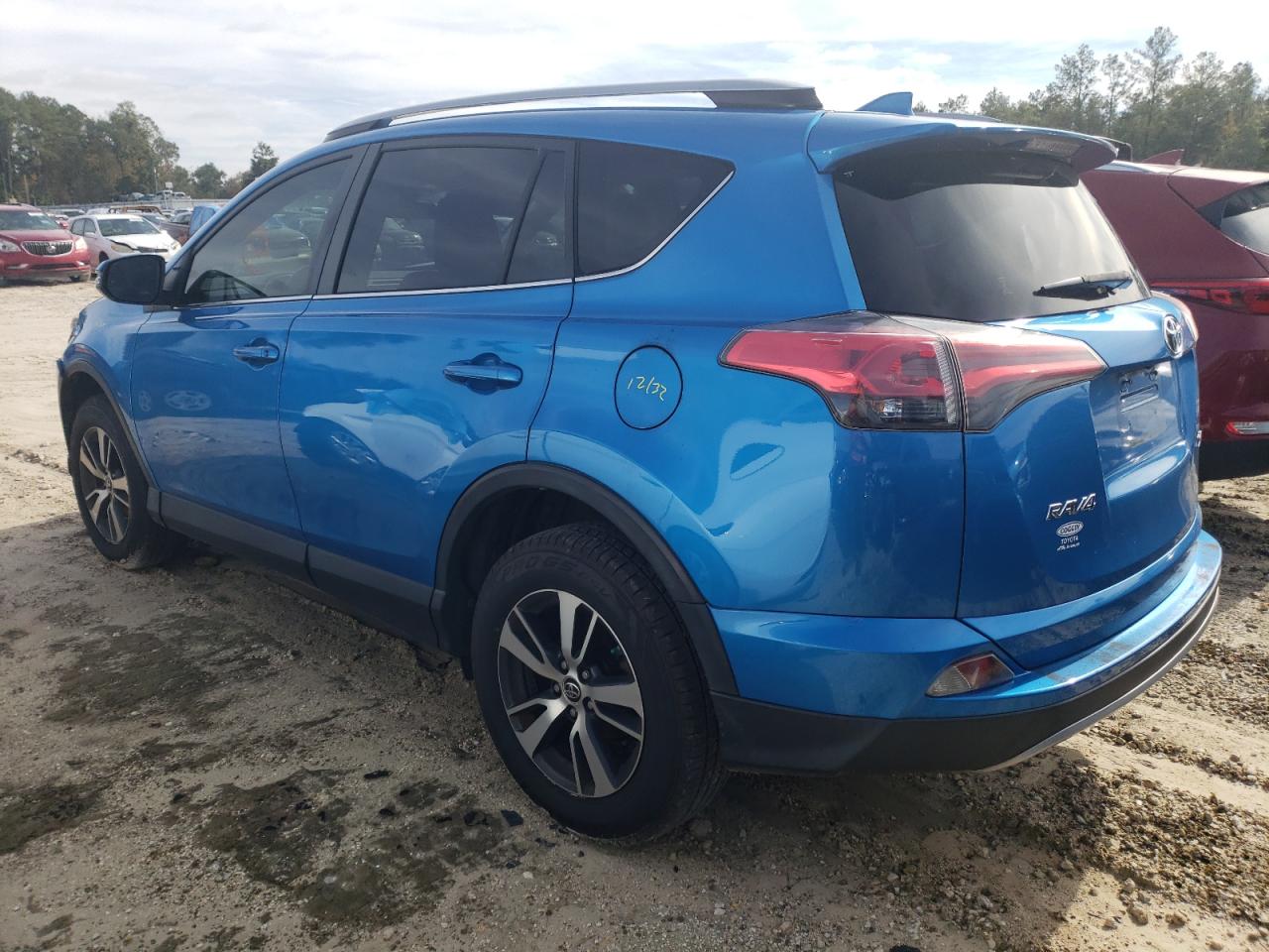 Image 2 of 2018 TOYOTA RAV4 ADVENTURE 2018 with VIN JTMWFREV9JD123002